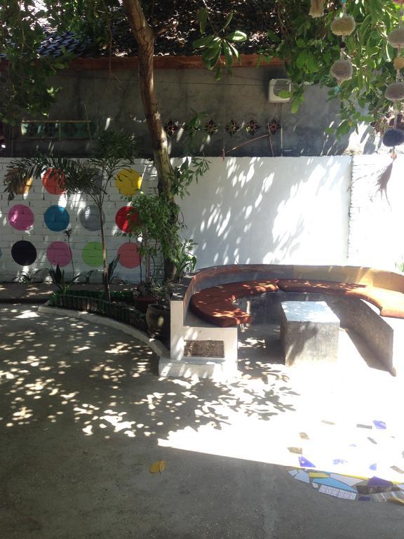 Good For Ya Knee Hostel & Bungalows (Adults Only) Gili Trawangan Eksteriør billede