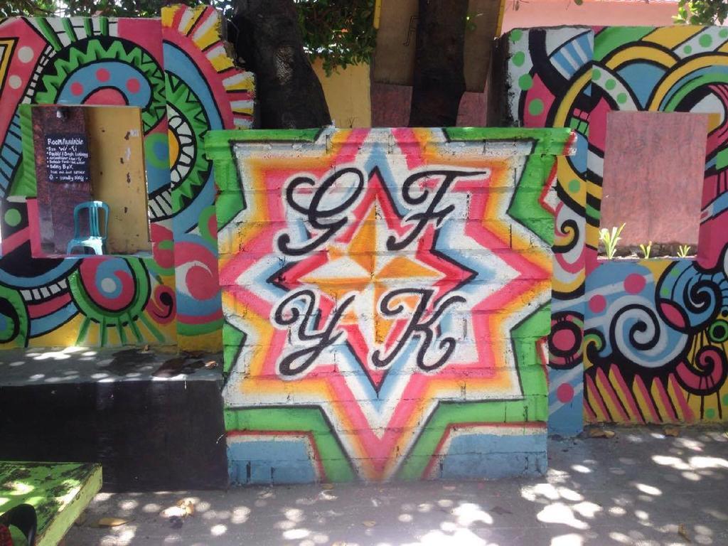 Good For Ya Knee Hostel & Bungalows (Adults Only) Gili Trawangan Eksteriør billede